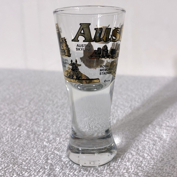 Vintage Clear Glass Austin Souvenir Shot Glass - Picture 6 of 8